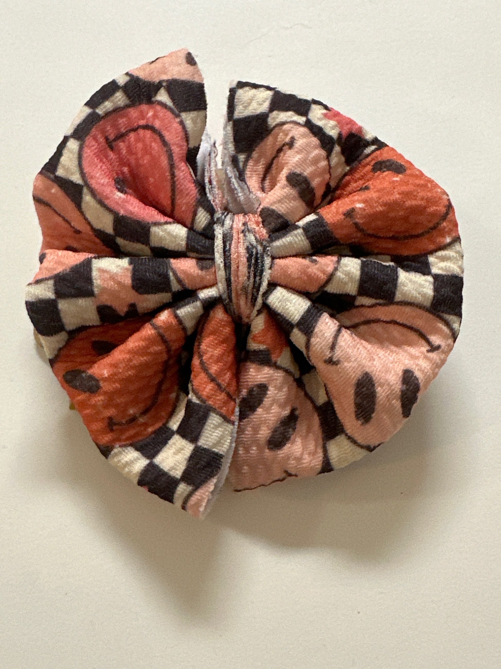 Checkered Smiley Bow image 0
