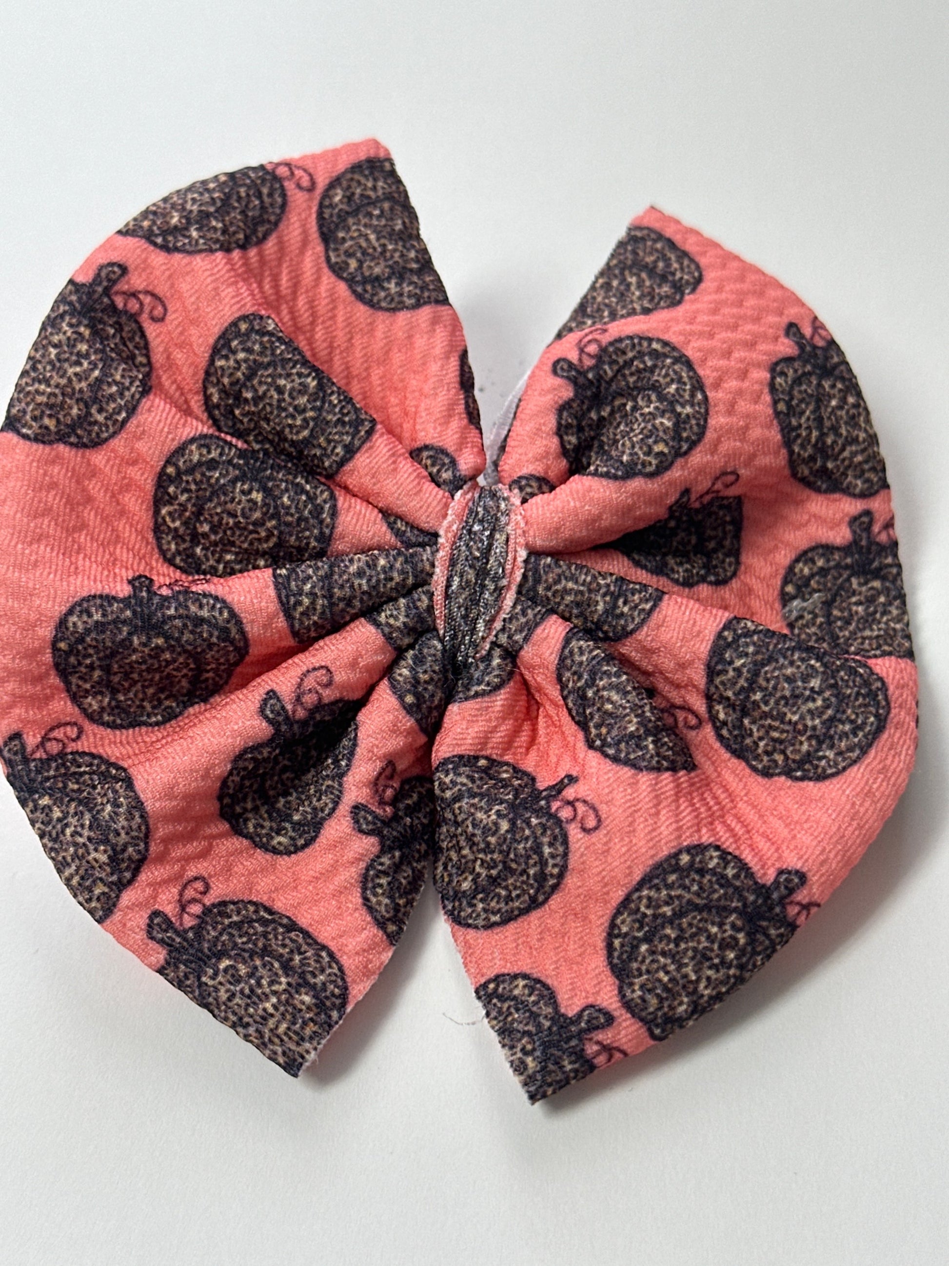 Pink bow with leopard pumpkins  image 0